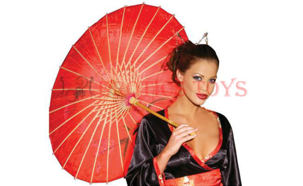 Código: 136 Parasol, Goes W/Japonese Doll Costume