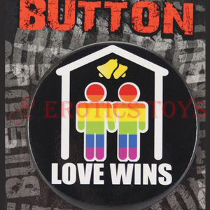 Código:	3038	Button Men - Love Wins 3"